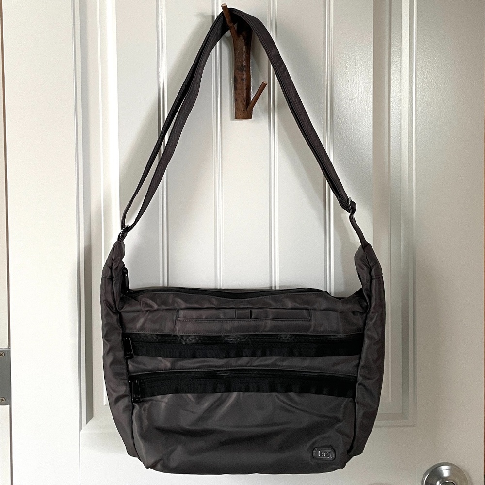 NWOT lug Trooper in Contemporary Gunmetal